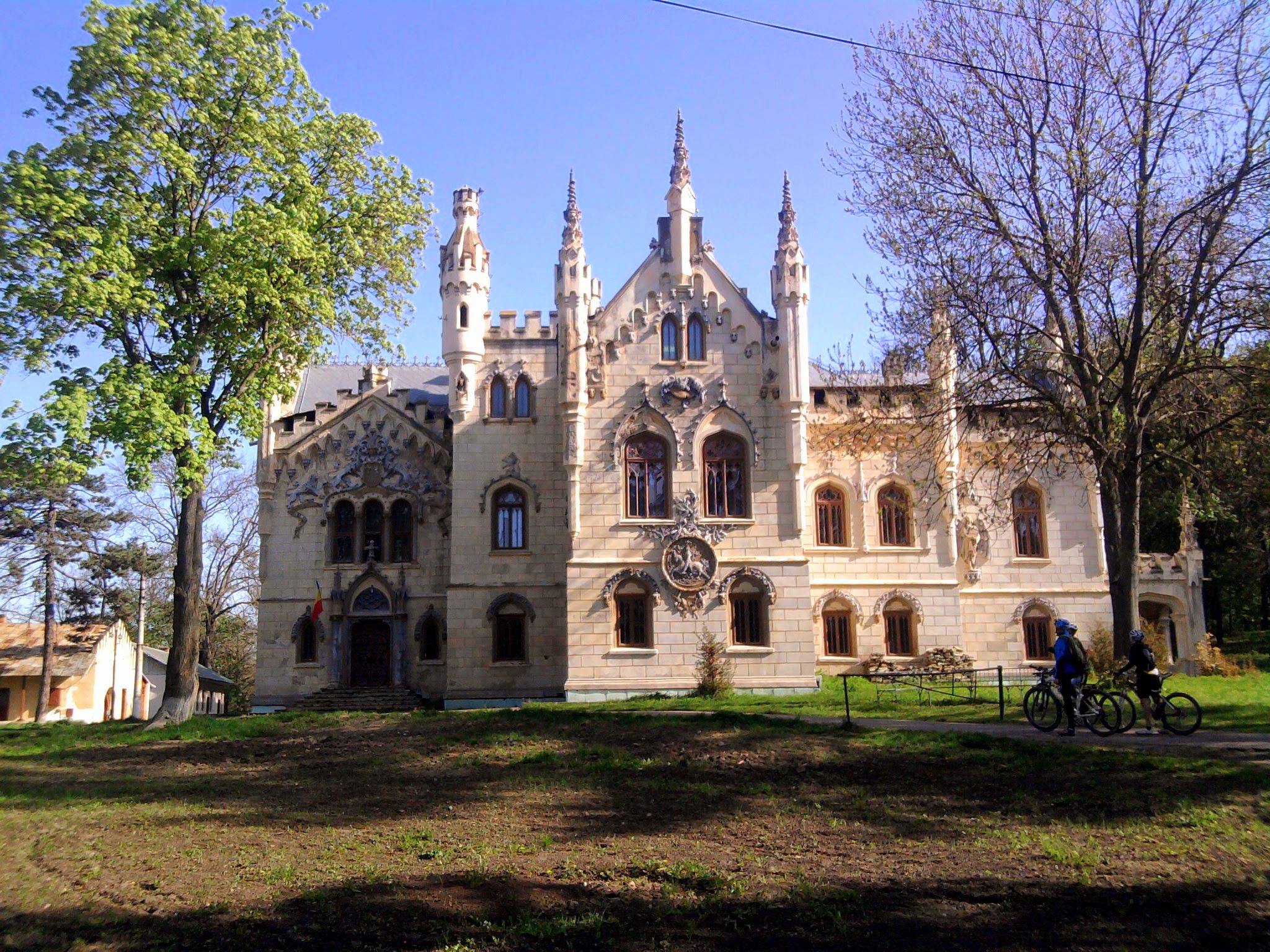 Palatul domnitorului Alexandru Ioan Cuza de la Ruginoasa
